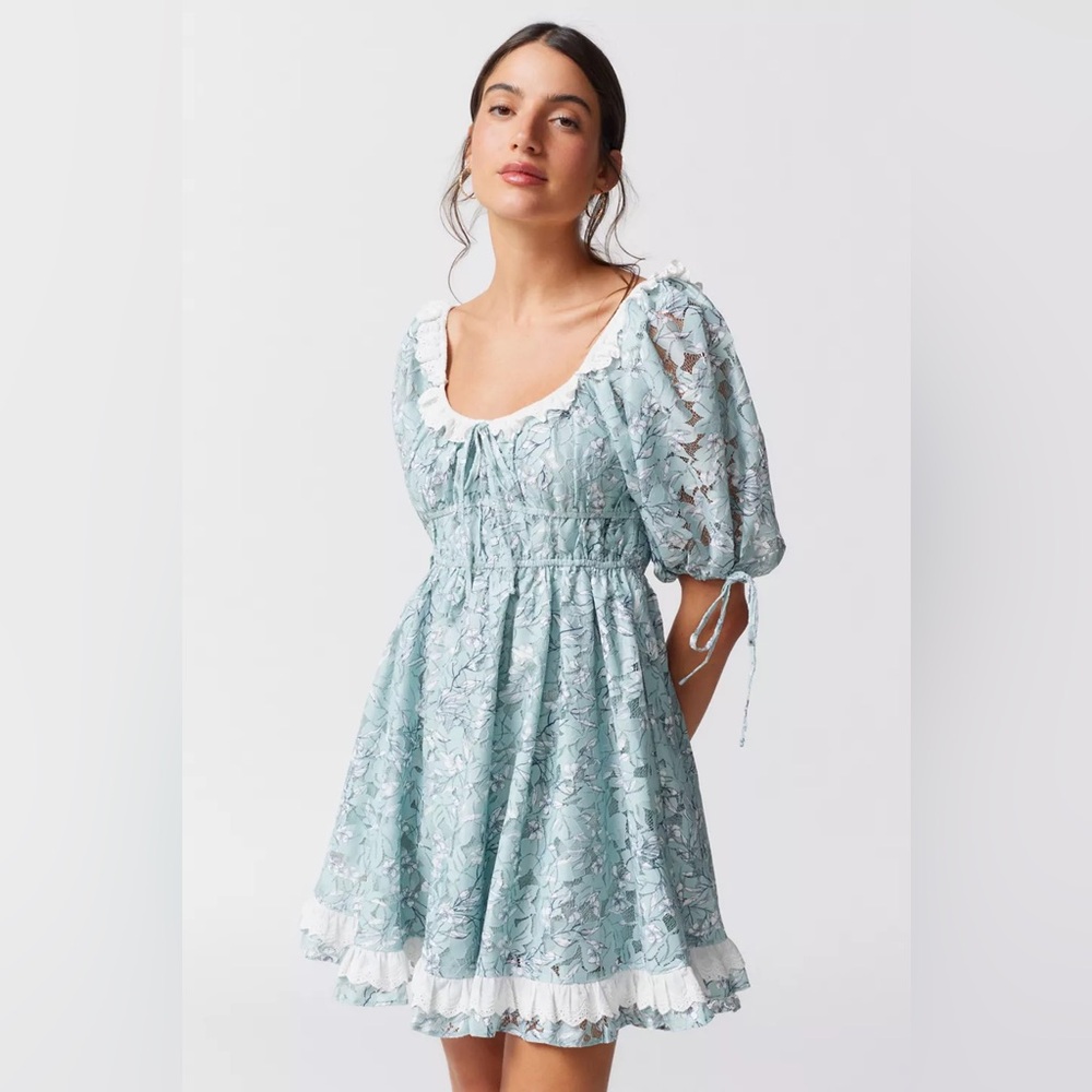 NWT En Saison Caudry Floral Prairie Mini babydoll Dress